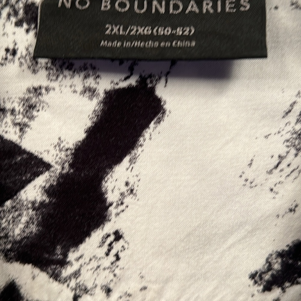 No Boundaries Button Shirt, SZ 2XL, NWOT, PTP 27”, L 30”, Dark Navy Blue/White - Picture 8 of 8